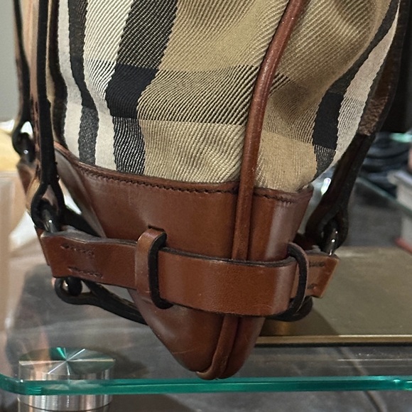 BURBERRY Brown Bridle Housecheck Leather and Canvas Slim Tote, 🤎 GORGEOUS 🧡 - Picture 8 of 16